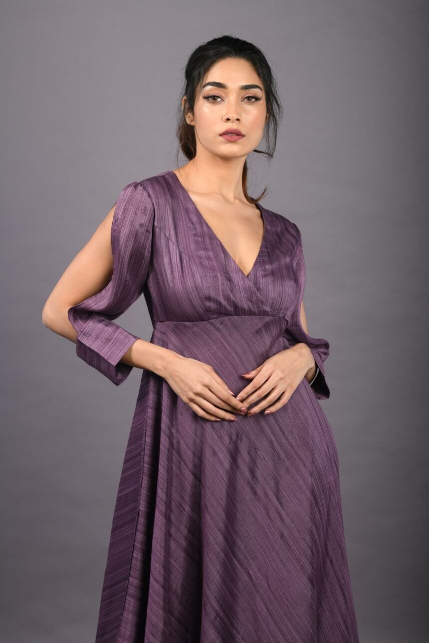 UMBRELLA CUT GOWN WITH SLITTED TOP - AMIS 10080